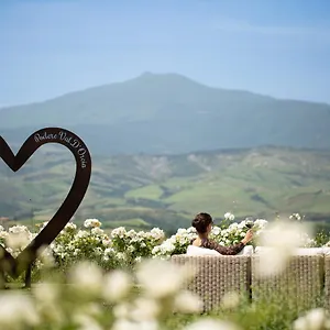  Farm stay Podere Val D'orcia - Tuscany Equestrian Italy