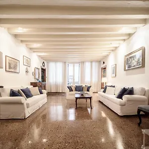  Apartment Accademia Terrazza Italy