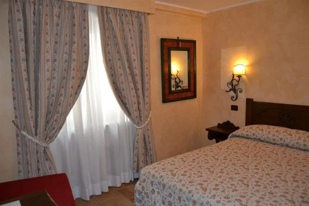 Albergo La Piazzetta Rapallo 2*,